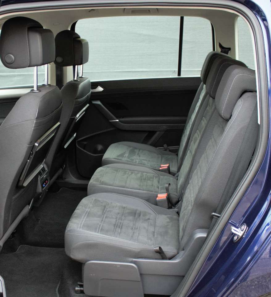 Gebraucht Volkswagen Touran Highline 1,6 SCR TDI DSG bei ...